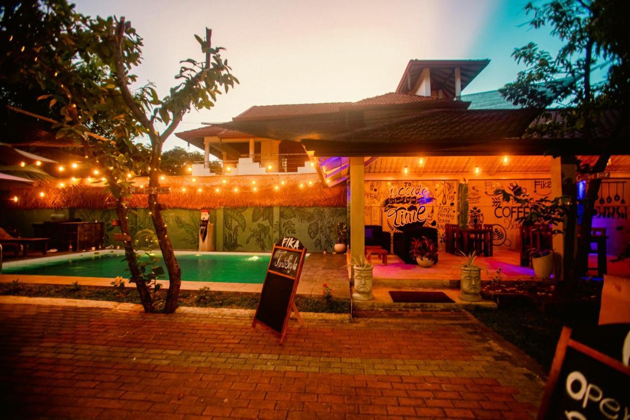 Supreme Dambulla Hotel Exterior foto