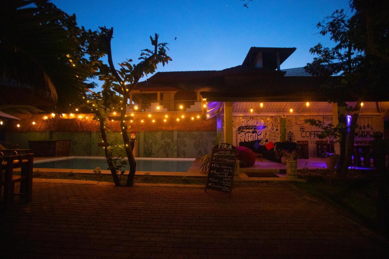 Supreme Dambulla Hotel Exterior foto