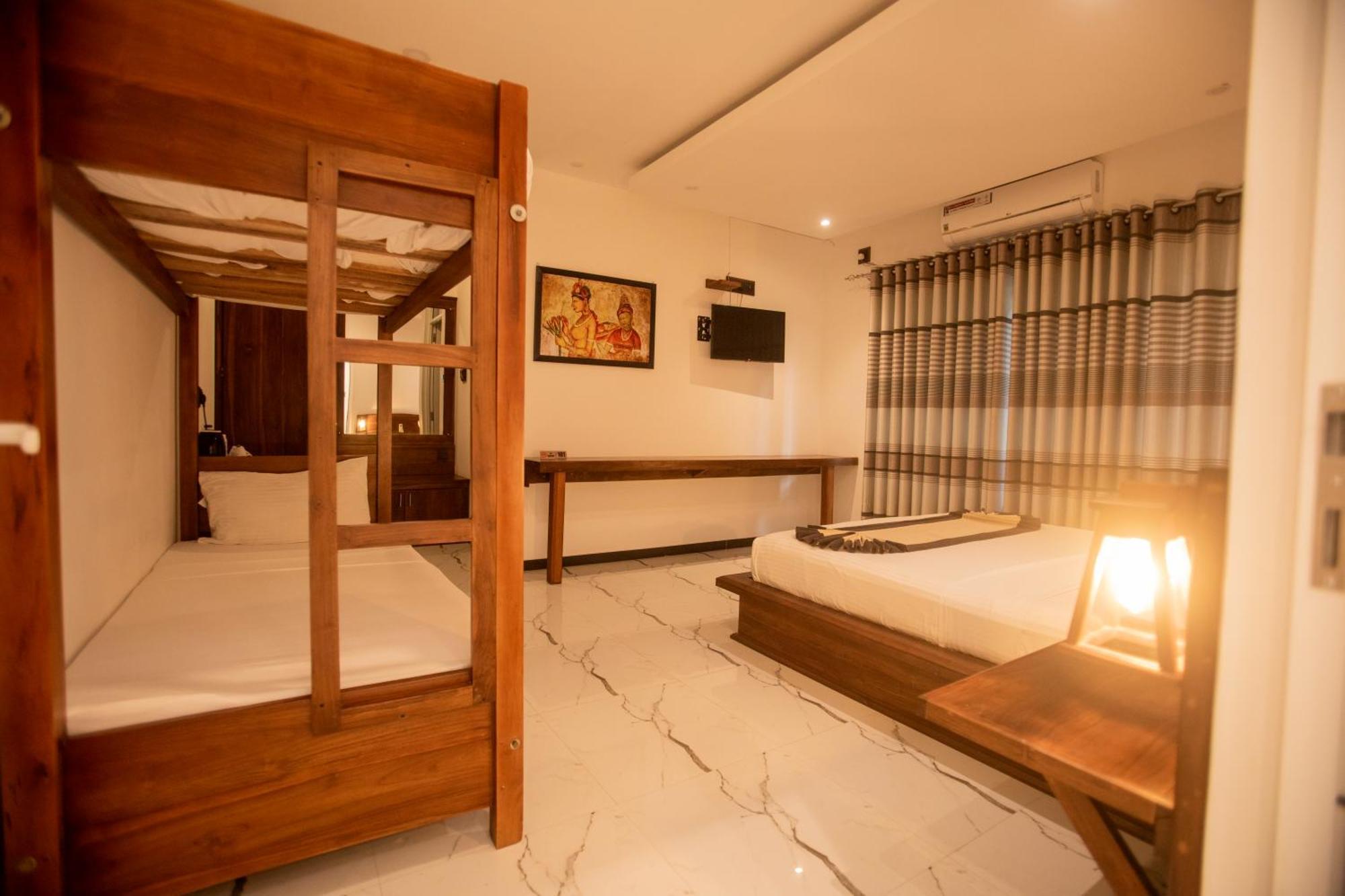 Supreme Dambulla Hotel Exterior foto